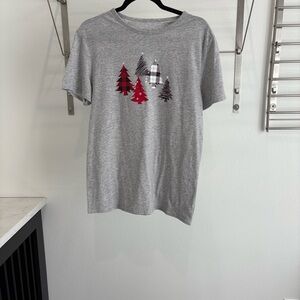 Wondershop Gray Short Sleeve Tee with Red and Black Trees